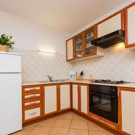 Apartments Marlen Малий Лошинь Екстер'єр фото