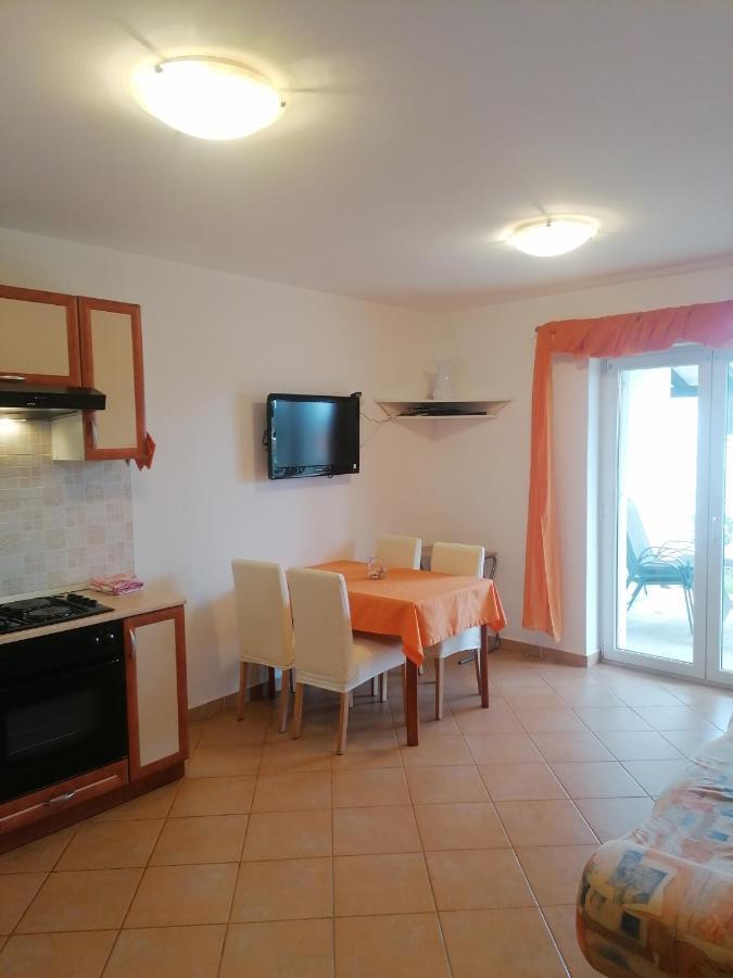Apartments Marlen Малий Лошинь Екстер'єр фото